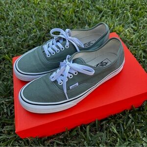 Vans Authentic - Sage green (M 9.5 / W 11)